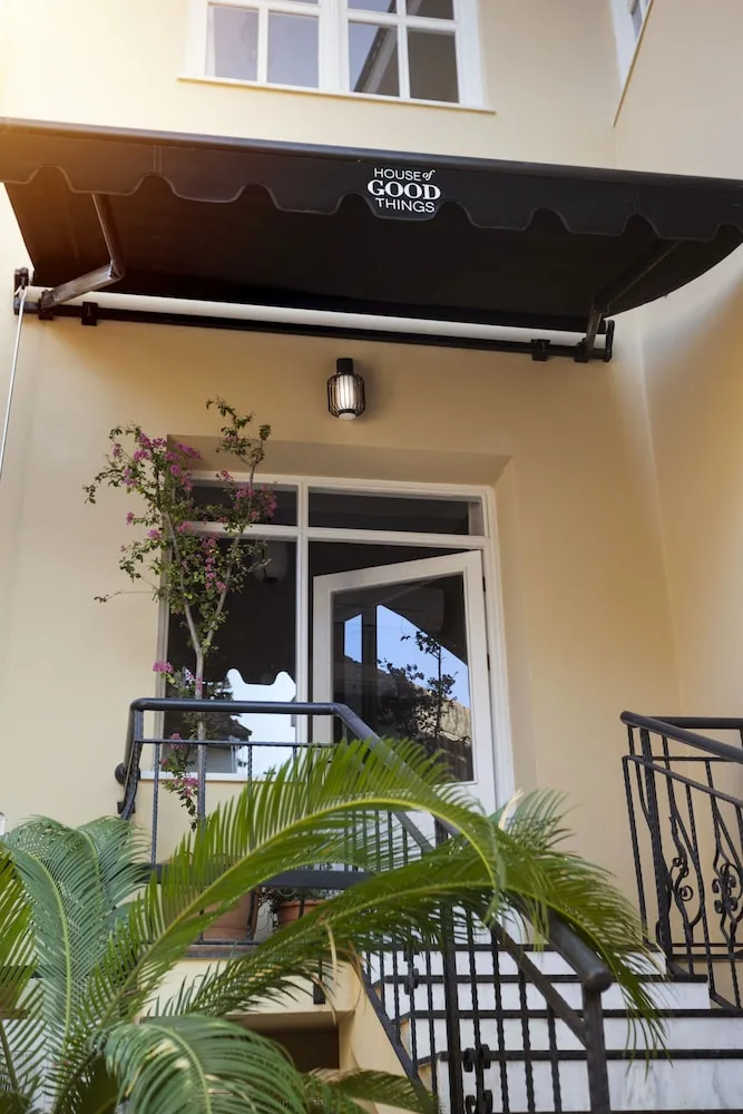 Suite with Living Room