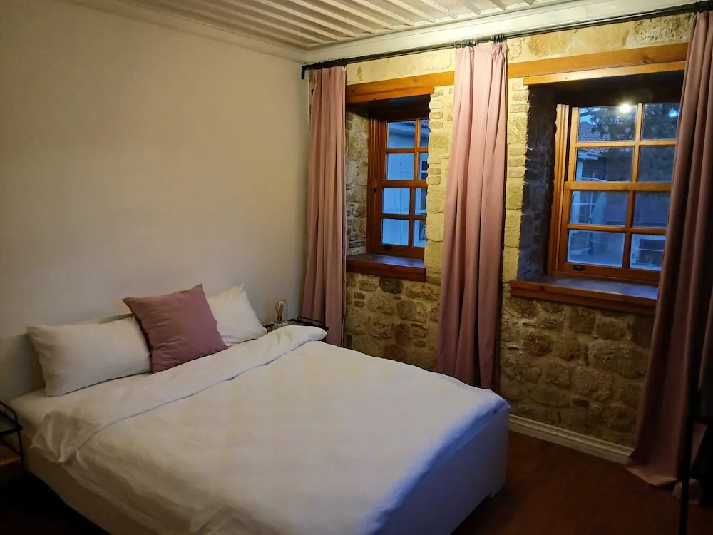 Suite with Kitchenette