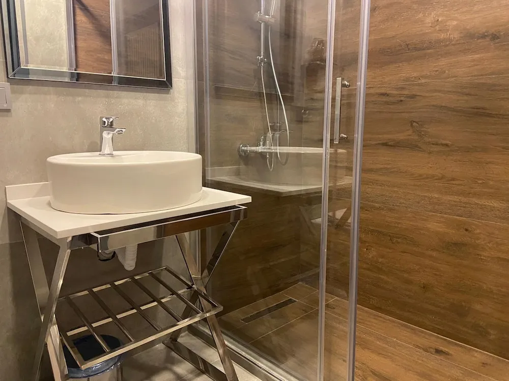 Standard Tek Büyük veya İki Ayrı Yataklı Oda