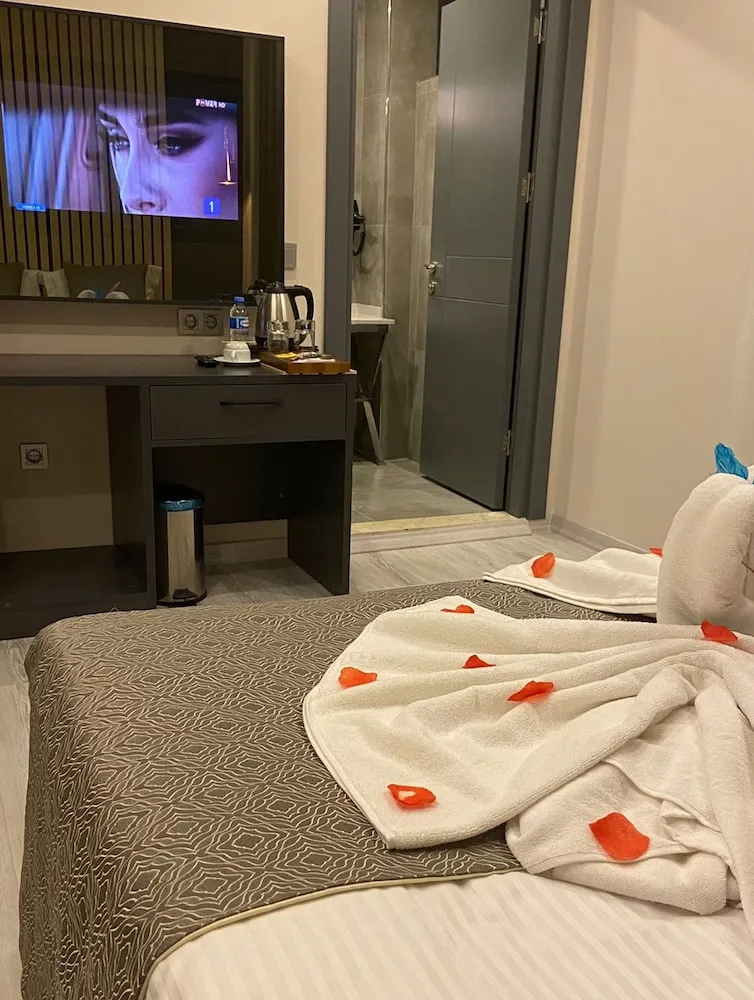 Standard Tek Büyük veya İki Ayrı Yataklı Oda