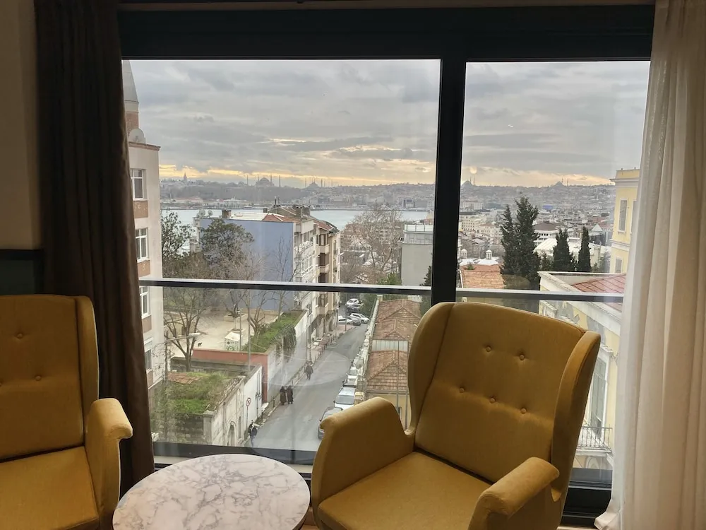 Deluxe Tek Büyük Yataklı Oda, 1 Büyük (Queen) Boy Yatak, Sıcak Su Küveti, Deniz Manzaralı
