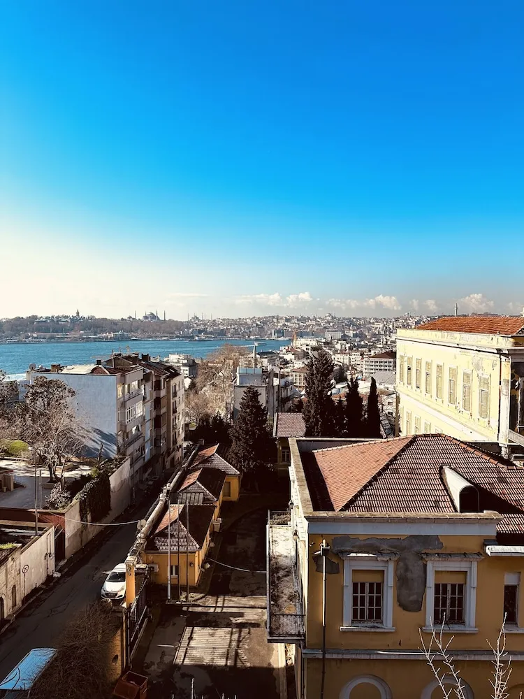 Superior Tek Büyük Yataklı Oda, Deniz Manzaralı