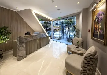 Valente Suites & Hotel
