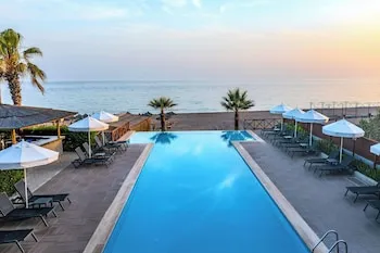 Adora Calma Beach Hotel - Yalnızca Yetişkinler