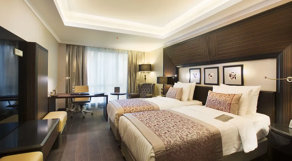 Executive Room with Prince's Islands View - Lounge Access