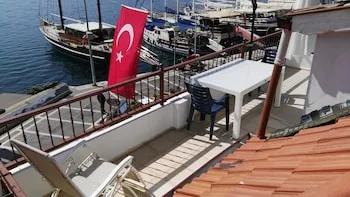 Uysal Suite and Loft