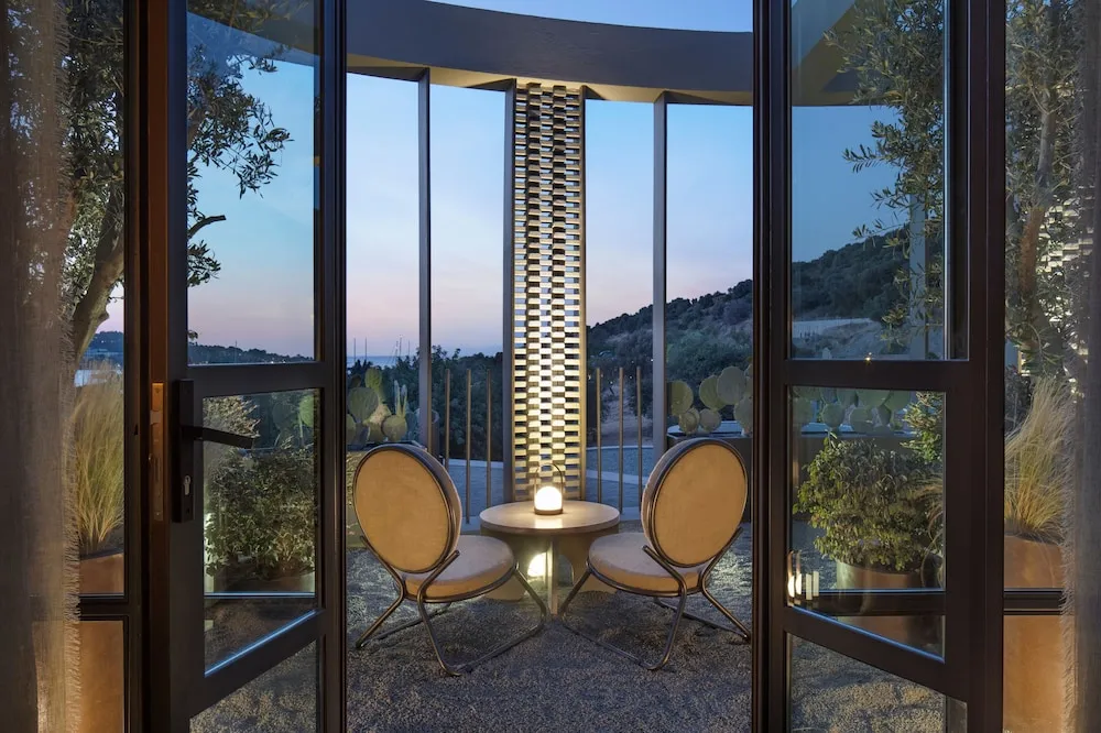Paradise Suite