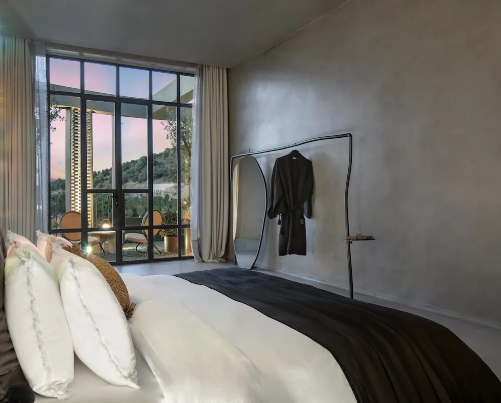 Paradise Suite