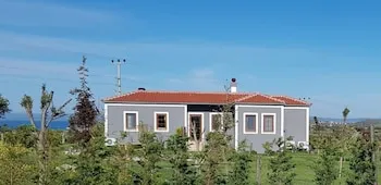 Adayel Butik Otel ve Bağ Evi