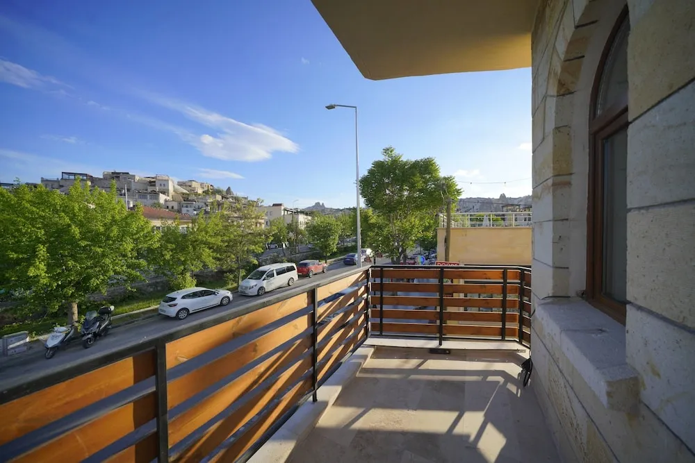 Deluxe Triple Room With Balcony (Ballons View)