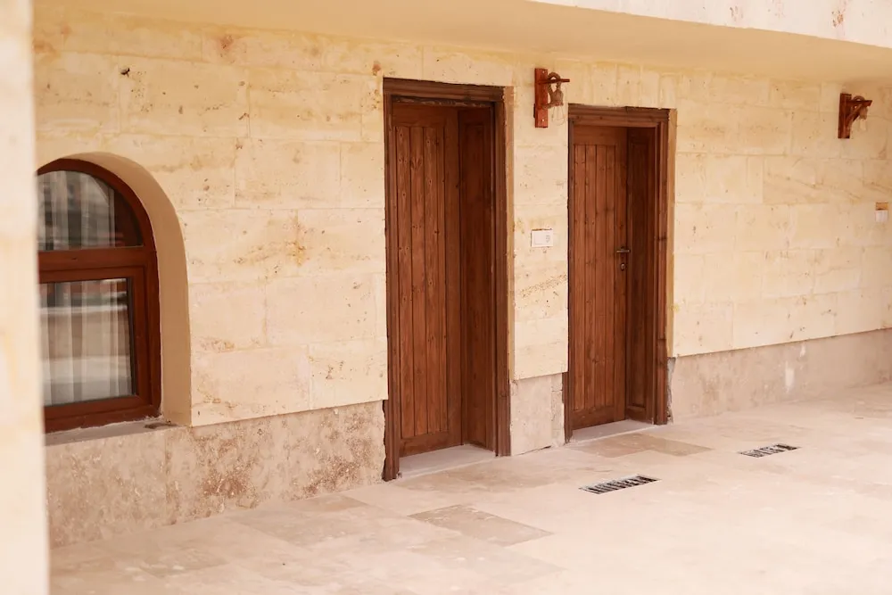 Economic Triple Room (Garden View)