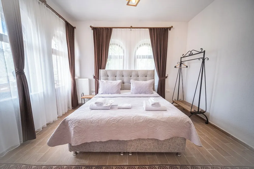 Deluxe Room With Balcony