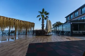 Santana Resort Hotel