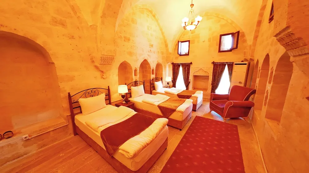 Deluxe Üç Kişilik Oda