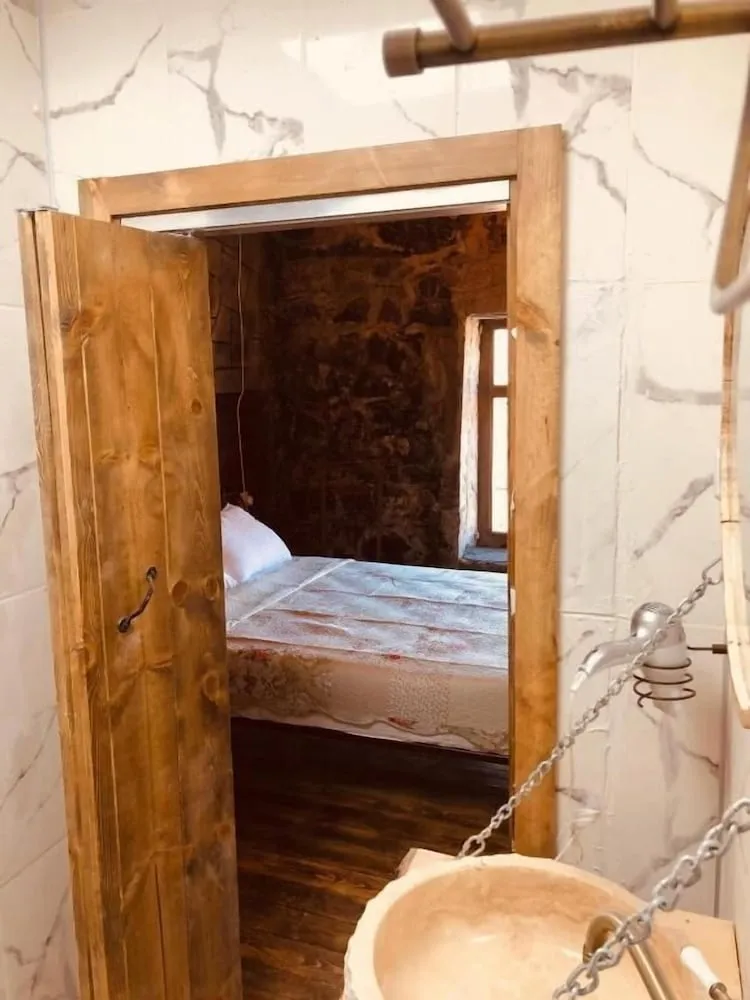 Deluxe Oda, Birden Çok Yatak, Sigara İçilebilir, Dağ Manzaralı