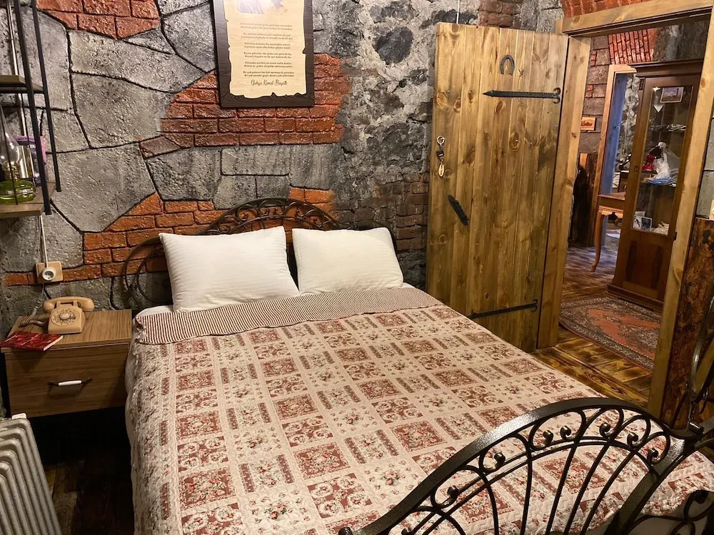 Deluxe Oda, Birden Çok Yatak, Sigara İçilebilir, Dağ Manzaralı