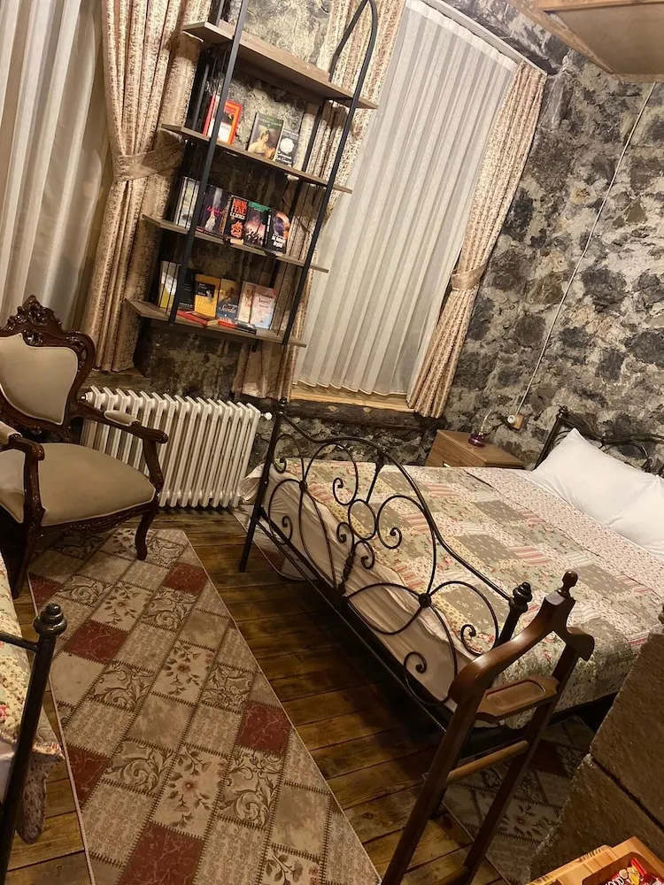 Deluxe Oda, Birden Çok Yatak, Sigara İçilebilir, Dağ Manzaralı