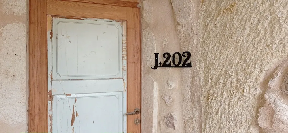 J.202