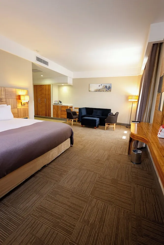 Deluxe Süit, Sigara İçilmez (1 King Bed, 1 Single Bed)