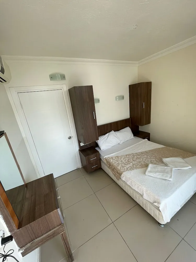 Family Oda, 2 Yatak Odası, Havuz Manzaralı, Havuz Kenarı