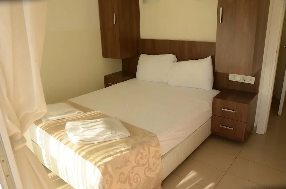 Family Oda, 2 Yatak Odası, Havuz Manzaralı, Havuz Kenarı