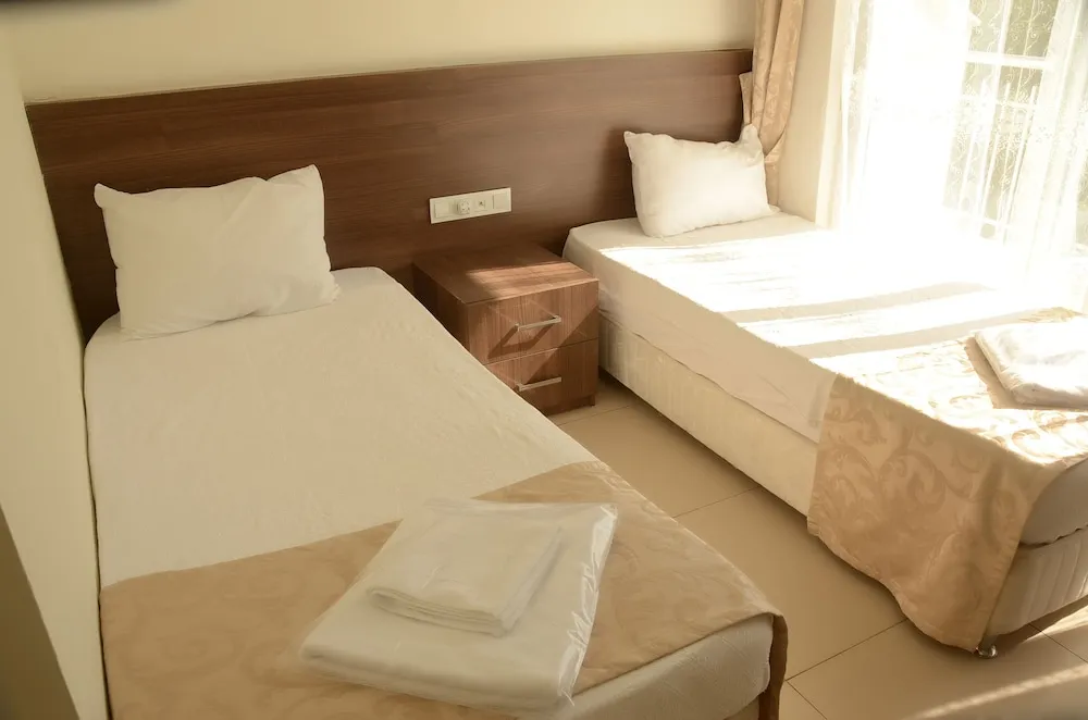 Standard Tek Büyük veya İki Ayrı Yataklı Oda