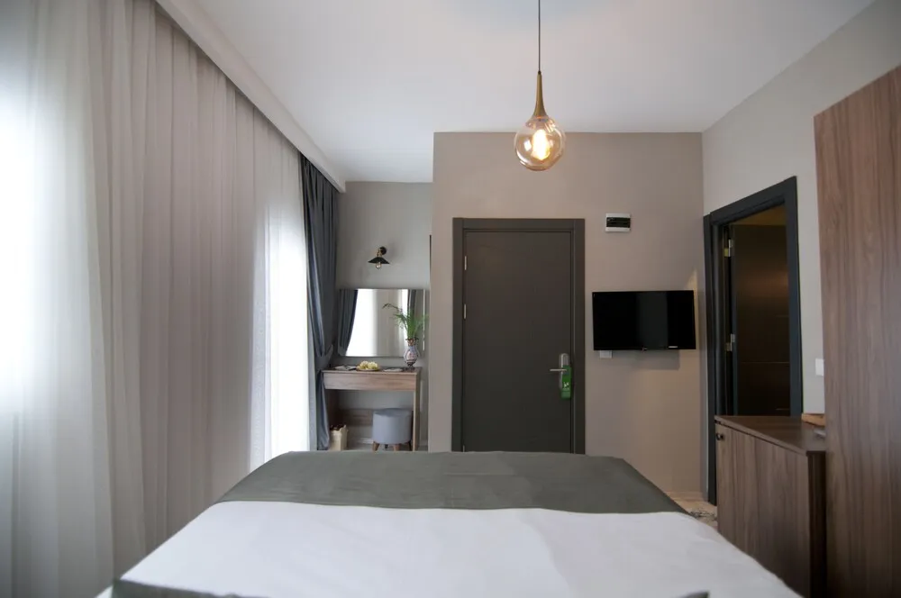 Deluxe Tek Büyük Yataklı Oda
