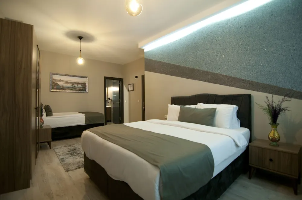 Deluxe Tek Büyük Yataklı Oda