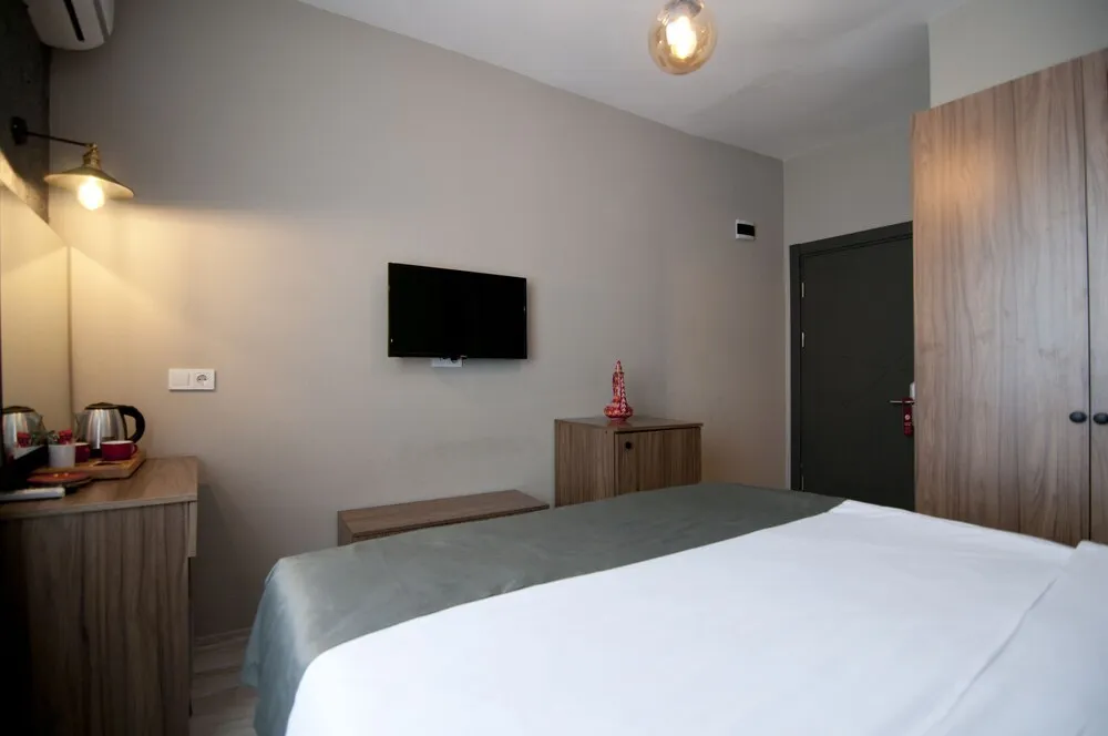 Deluxe Tek Büyük Yataklı Oda