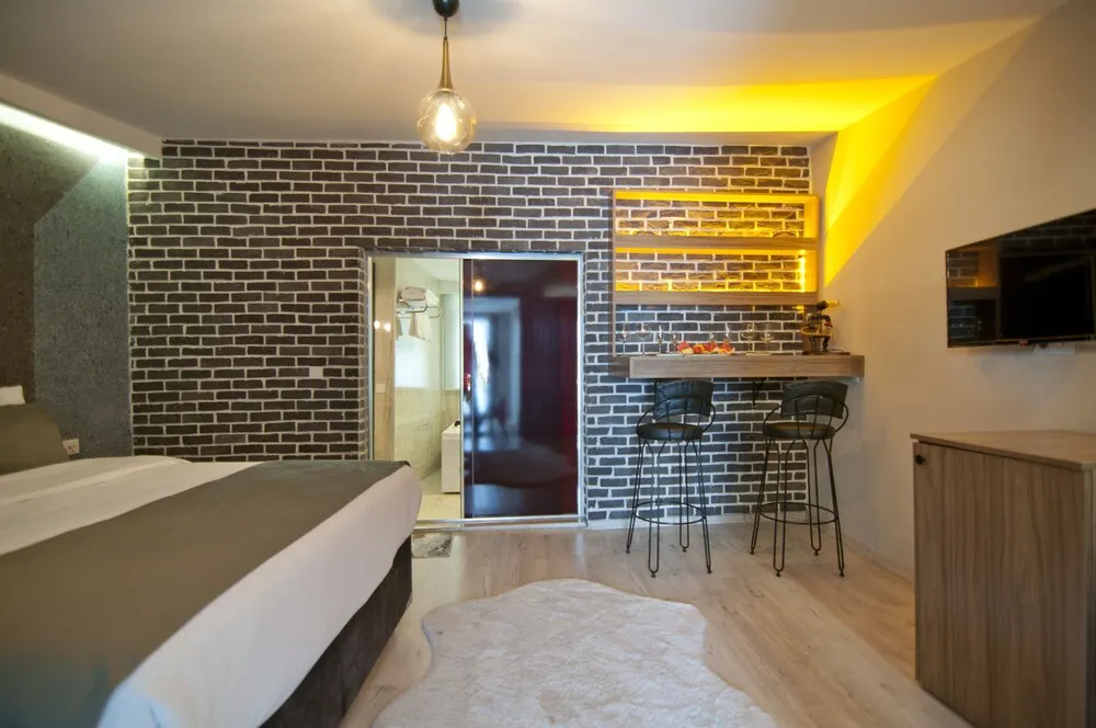 Luxury Tek Büyük Yataklı Oda