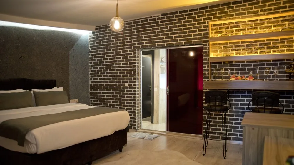 Luxury Tek Büyük Yataklı Oda
