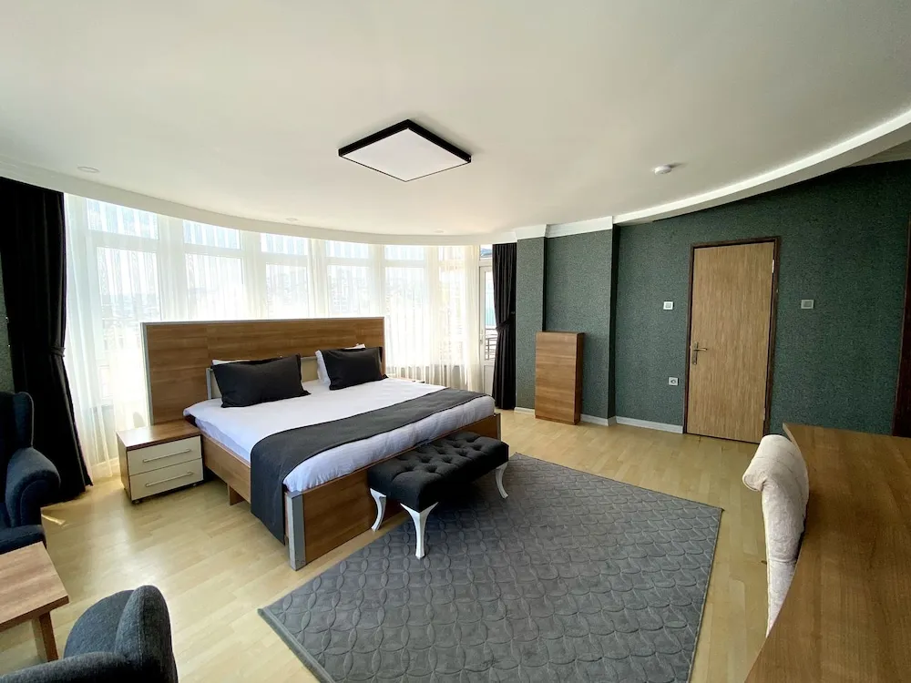 Suite Room
