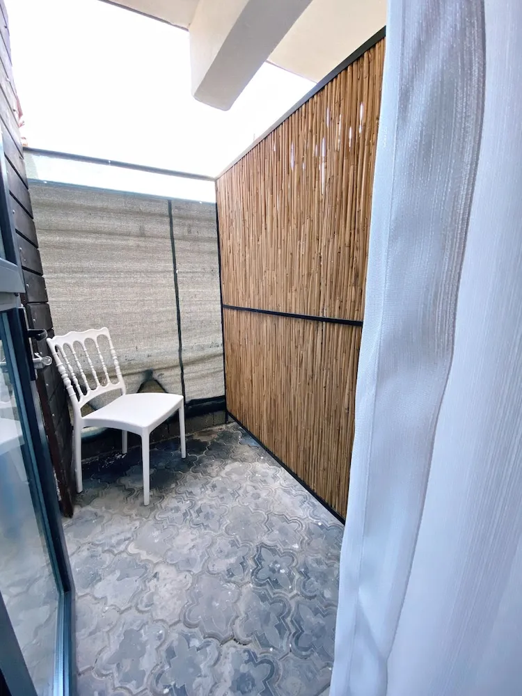 Basic Tek Büyük Yataklı Oda, Balkon