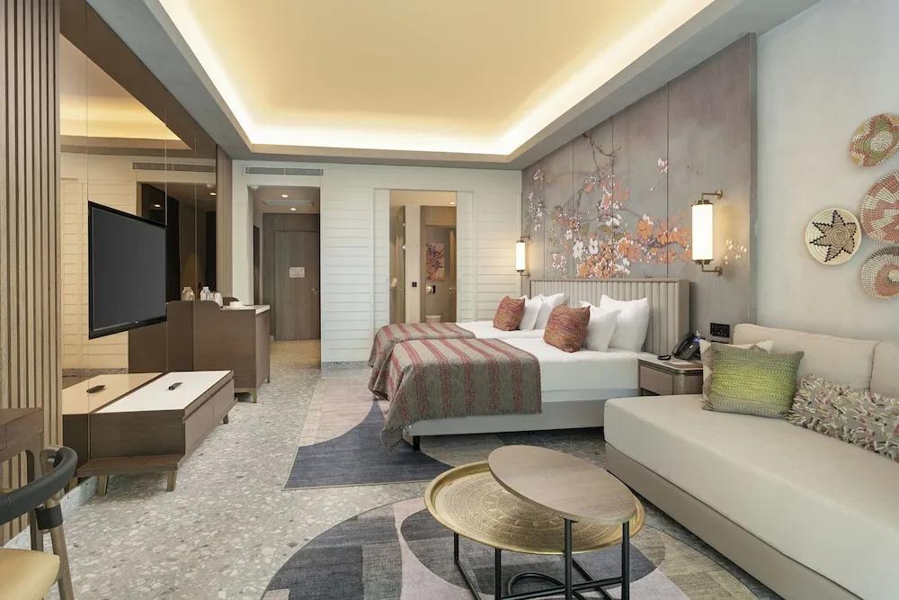 Superior Room Golf View 12+