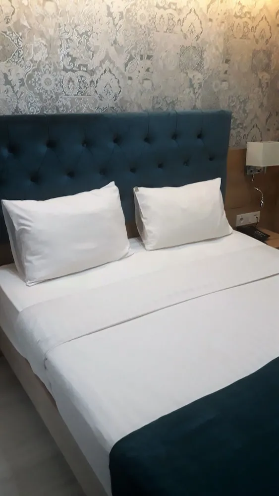 Standard Tek Büyük Yataklı Oda, 1 Çift Kişilik Yatak, Sigara İçilebilir, Şehir Manzaralı