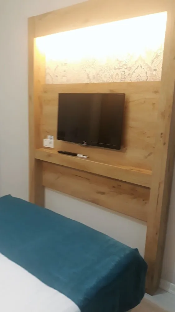 Standard Tek Büyük Yataklı Oda, 1 Çift Kişilik Yatak, Sigara İçilebilir, Şehir Manzaralı