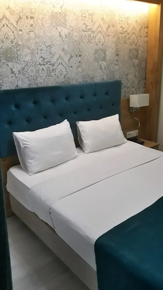 Standard Tek Büyük Yataklı Oda, 1 Çift Kişilik Yatak, Sigara İçilebilir, Şehir Manzaralı