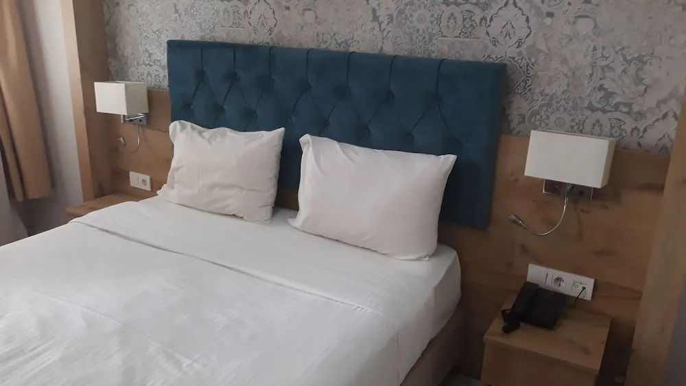 Standard Tek Büyük Yataklı Oda, 1 Çift Kişilik Yatak, Sigara İçilebilir, Şehir Manzaralı