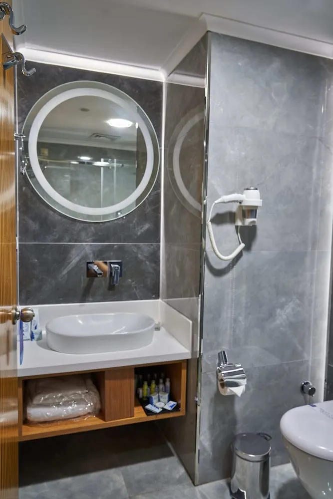 Deluxe Oda, 1 Çift Kişilik Yatak, Avlu Manzaralı
