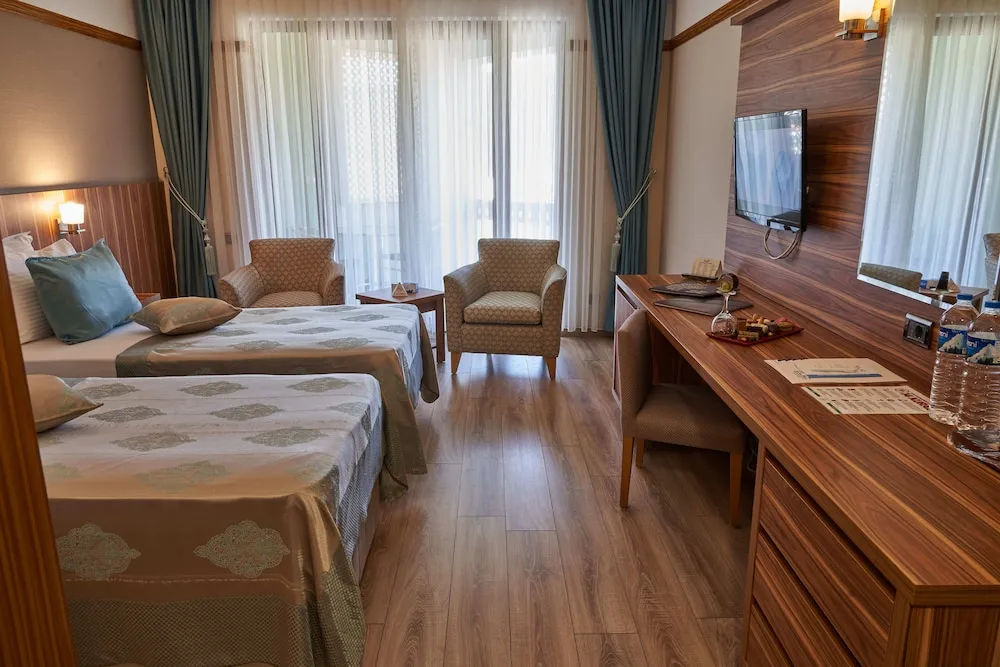 Deluxe Oda, 1 Çift Kişilik Yatak, Avlu Manzaralı