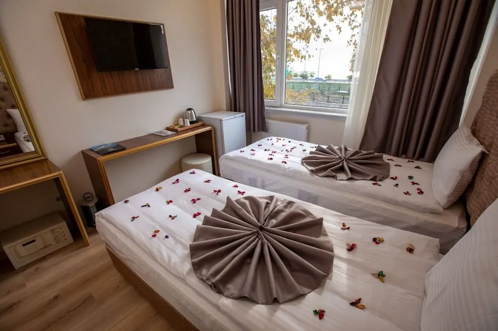 Tek Büyük Yataklı Oda, Deniz Manzaralı