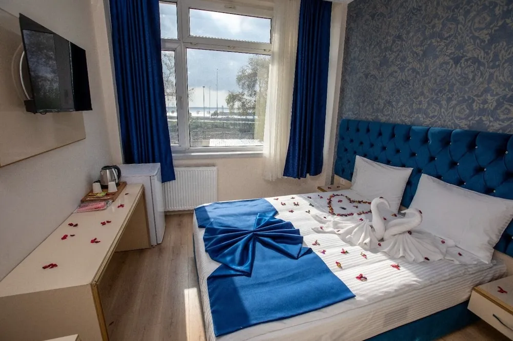 Tek Büyük Yataklı Oda, Deniz Manzaralı