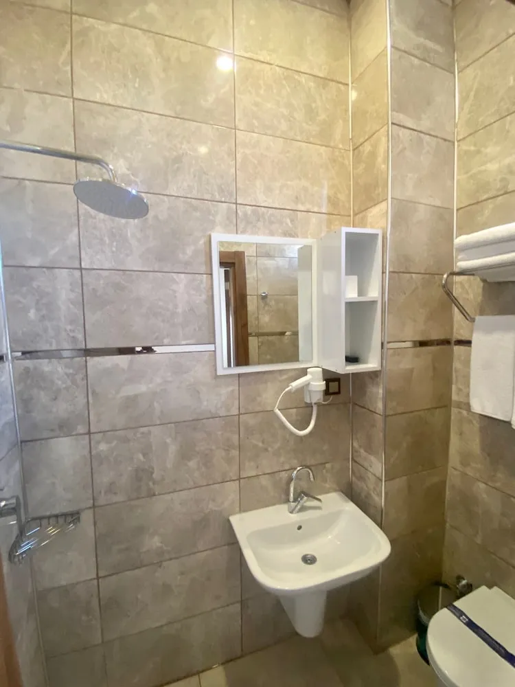 Economy Üç Kişilik Oda, Birden Çok Yatak, Engellilere Uygun, Sigara İçilmez