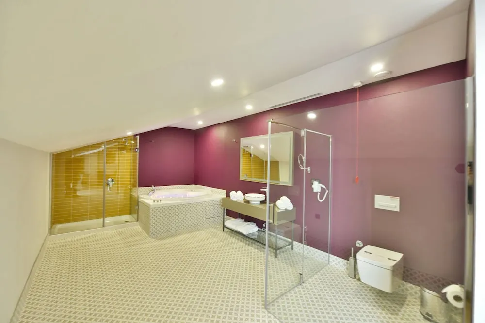 King Deluxe Room