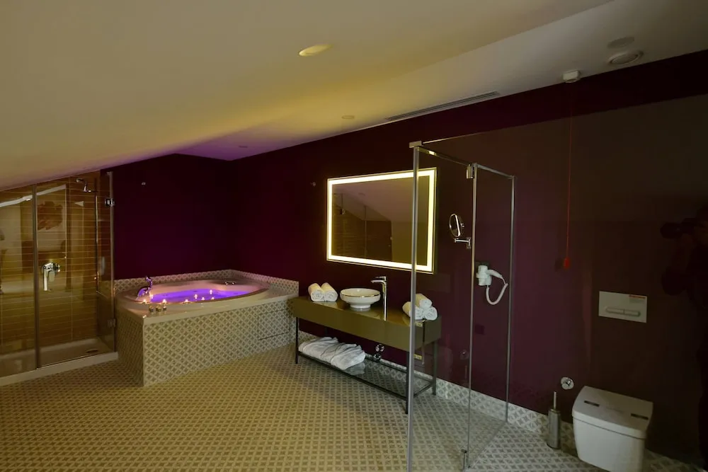 King Deluxe Room