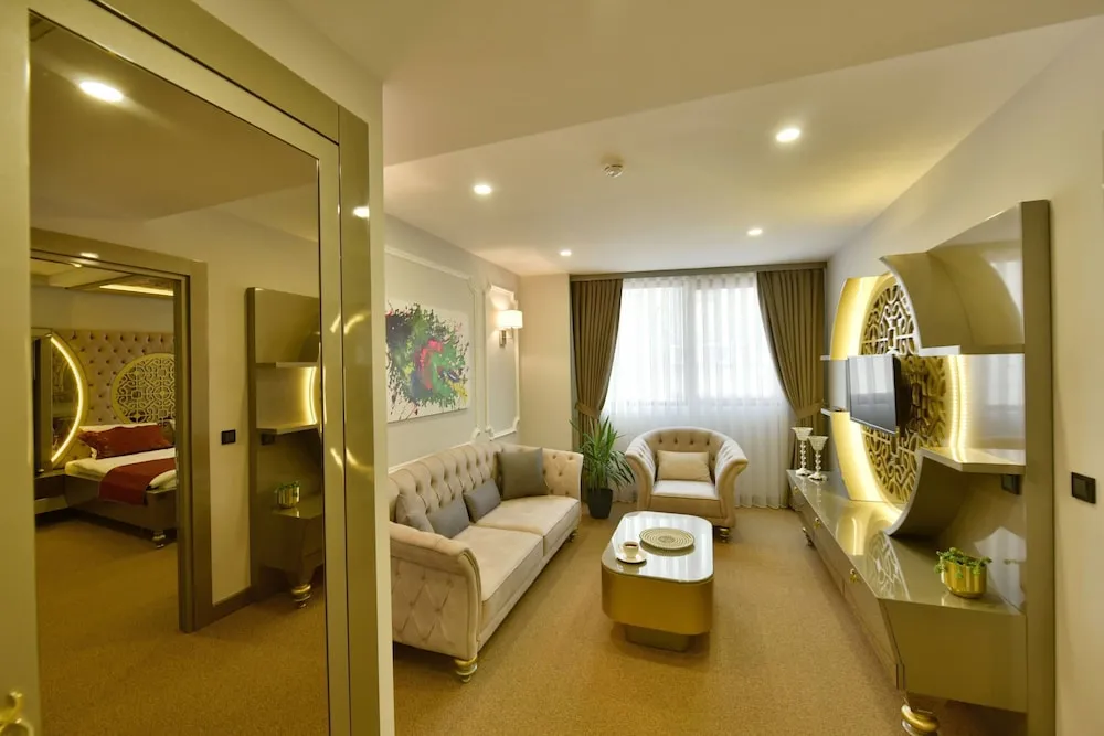 Corner Suite