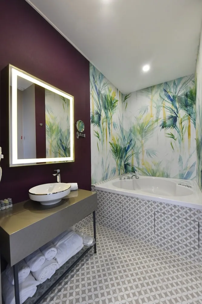King Suite