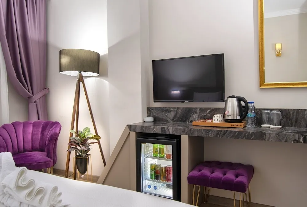 Deluxe Tek Büyük Yataklı Oda