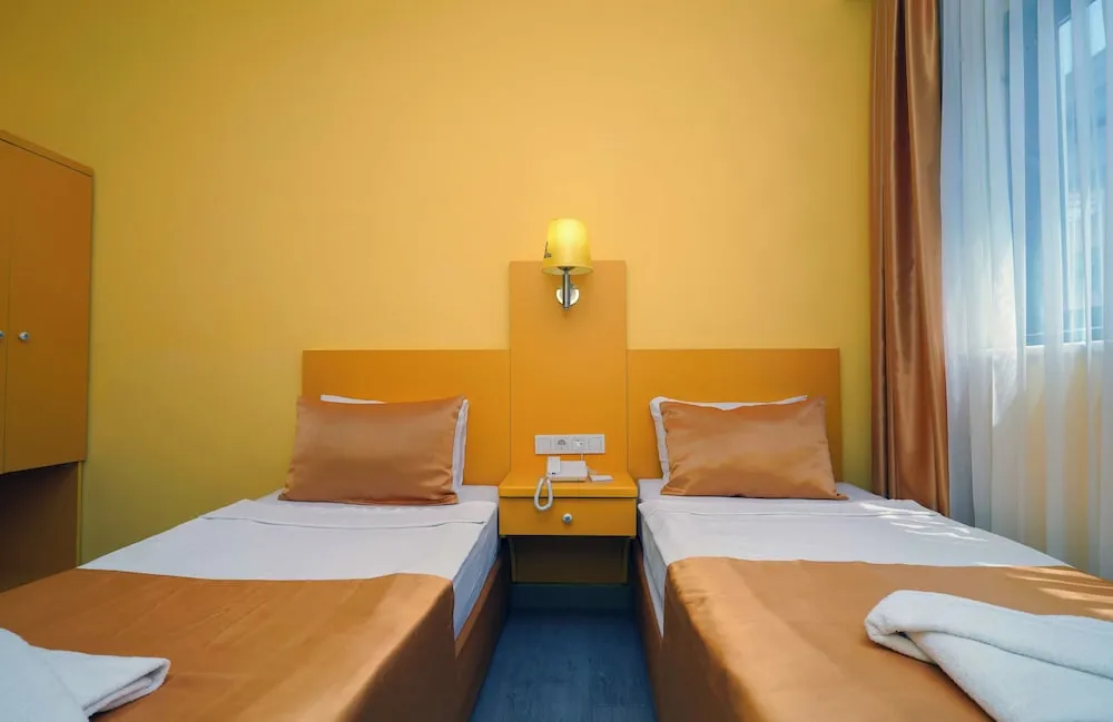 İki Ayrı Yataklı Oda