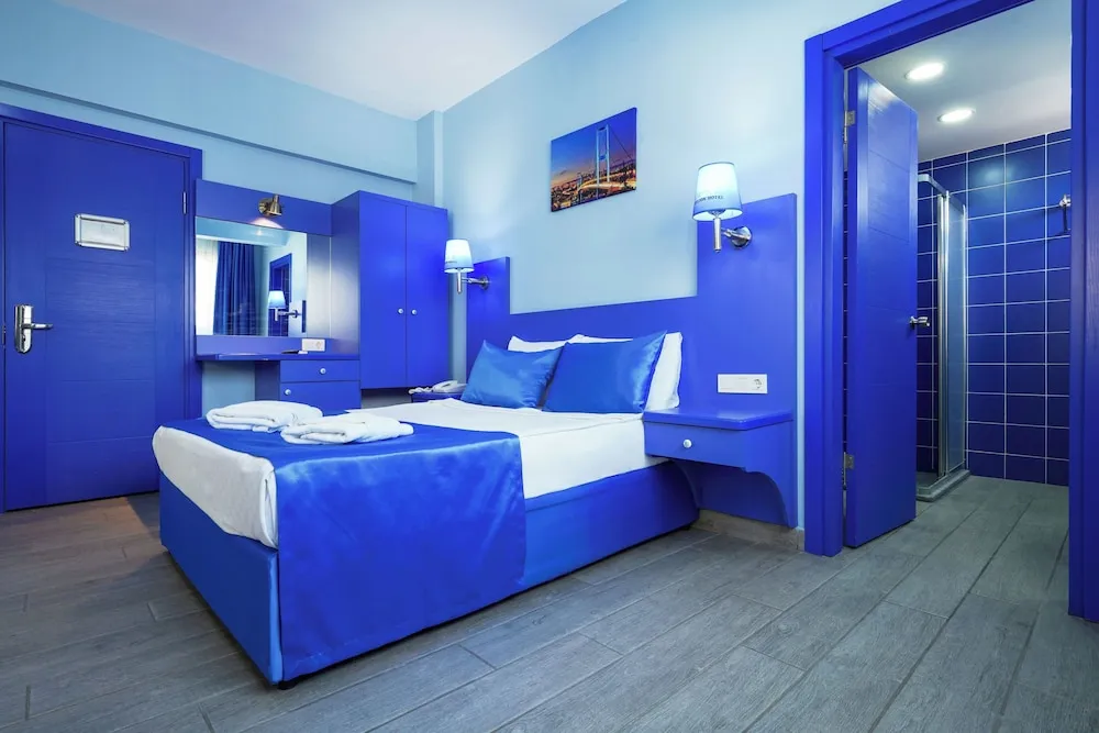 Deluxe Dört Kişilik Oda